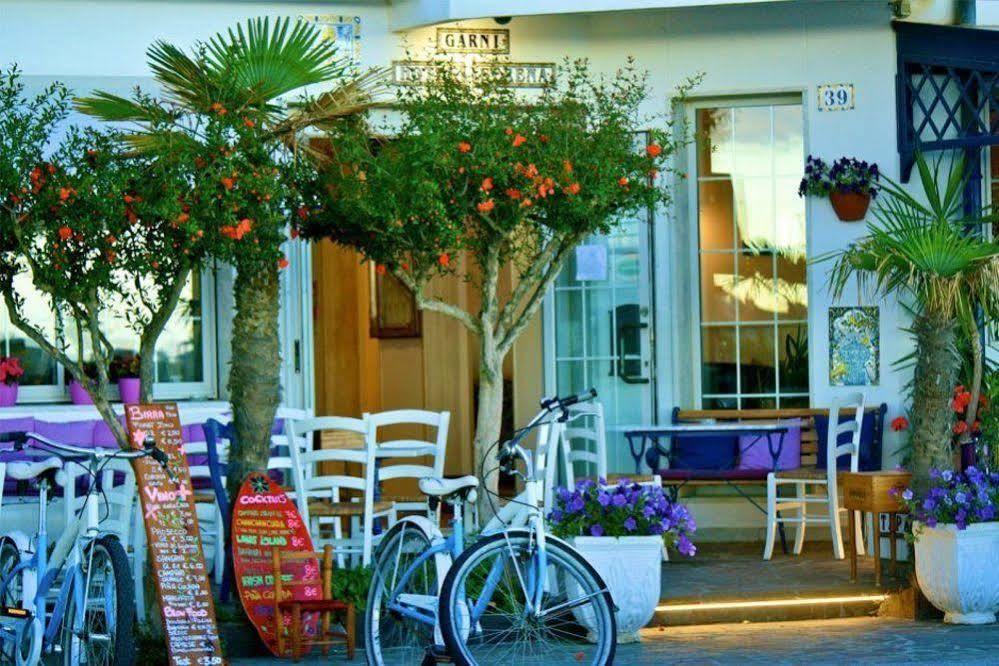 Hotel Garni' Serena Caorle Exterior foto